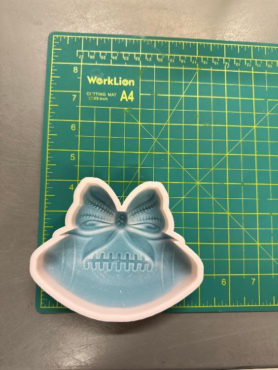 Football with Bow 3D