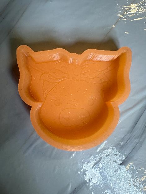 Pig with Bow (59)