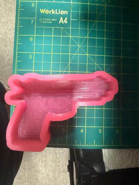 Pistol (20)