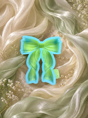 Flowing Twisty Bow 3D