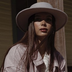 Dreamy Cowgirl (Scented Beads)