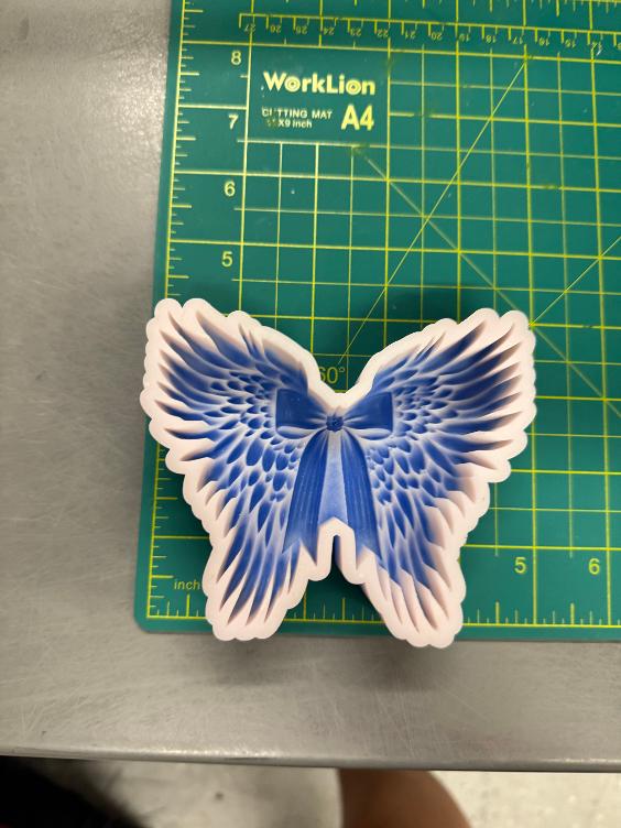 Wings with Bow 3D